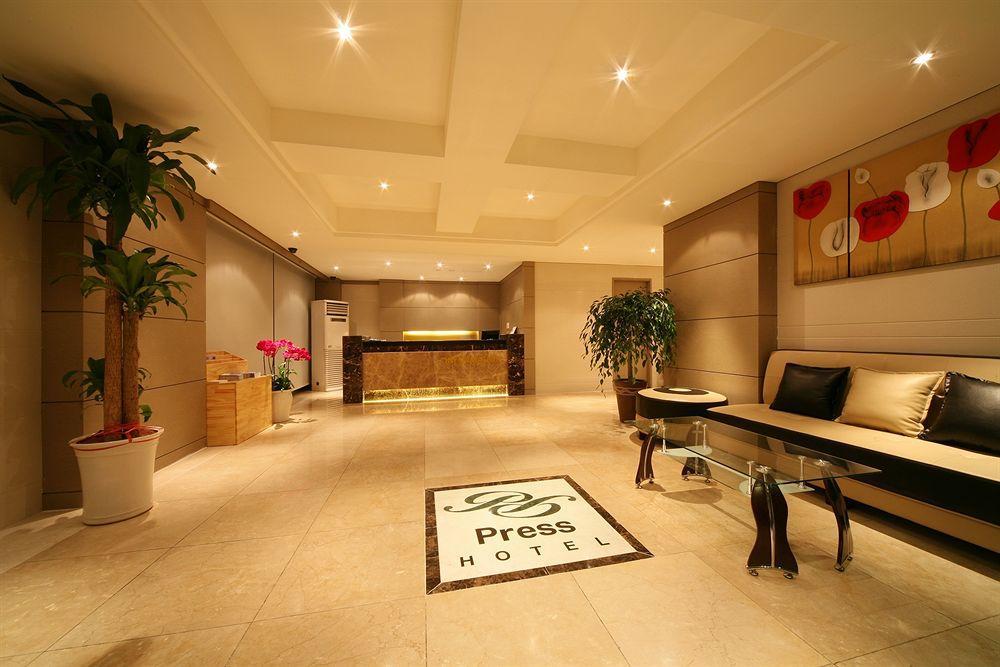 Press Hotel Busan Luaran gambar